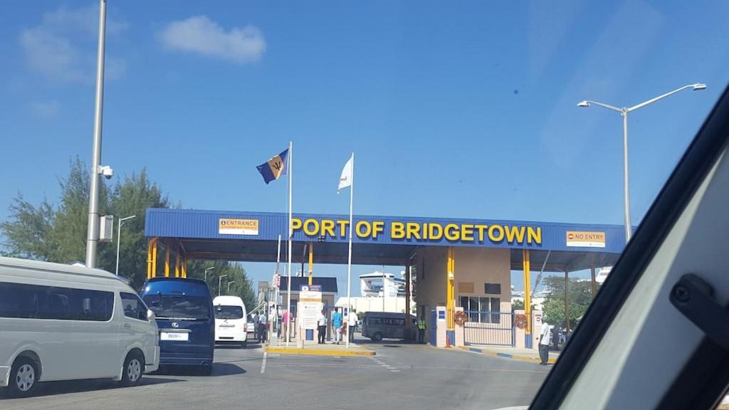 Donamae 2 Story Barbados House Βίλα Μπριτζτάουν Εξωτερικό φωτογραφία
