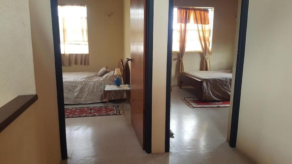 Donamae 2 Story Barbados House Βίλα Μπριτζτάουν Εξωτερικό φωτογραφία