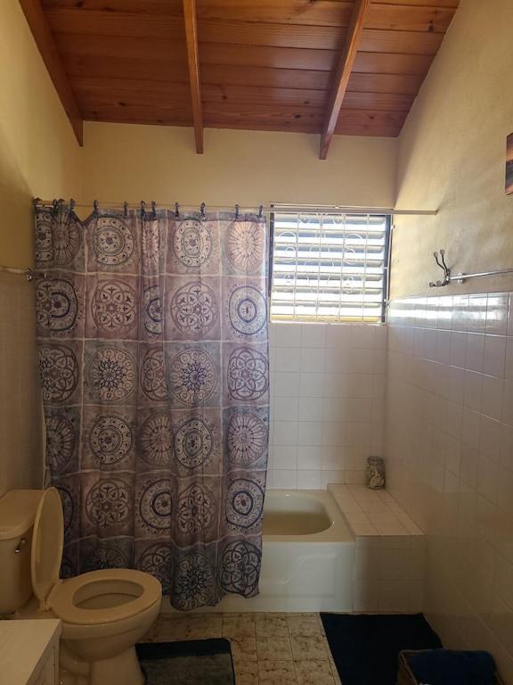 Donamae 2 Story Barbados House Βίλα Μπριτζτάουν Εξωτερικό φωτογραφία